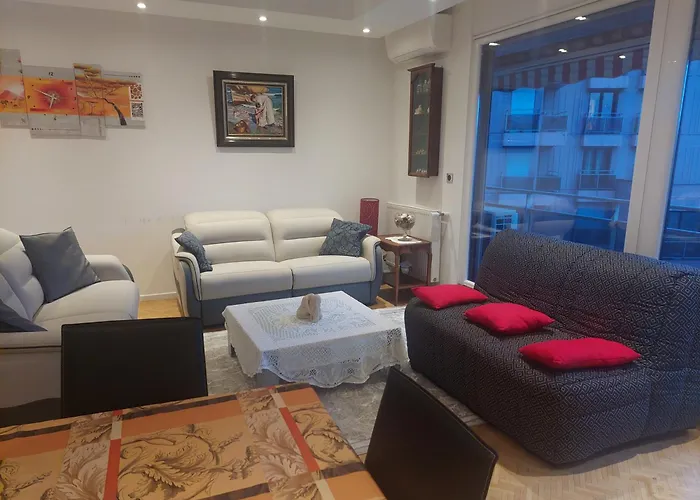 Porte De France アパート *